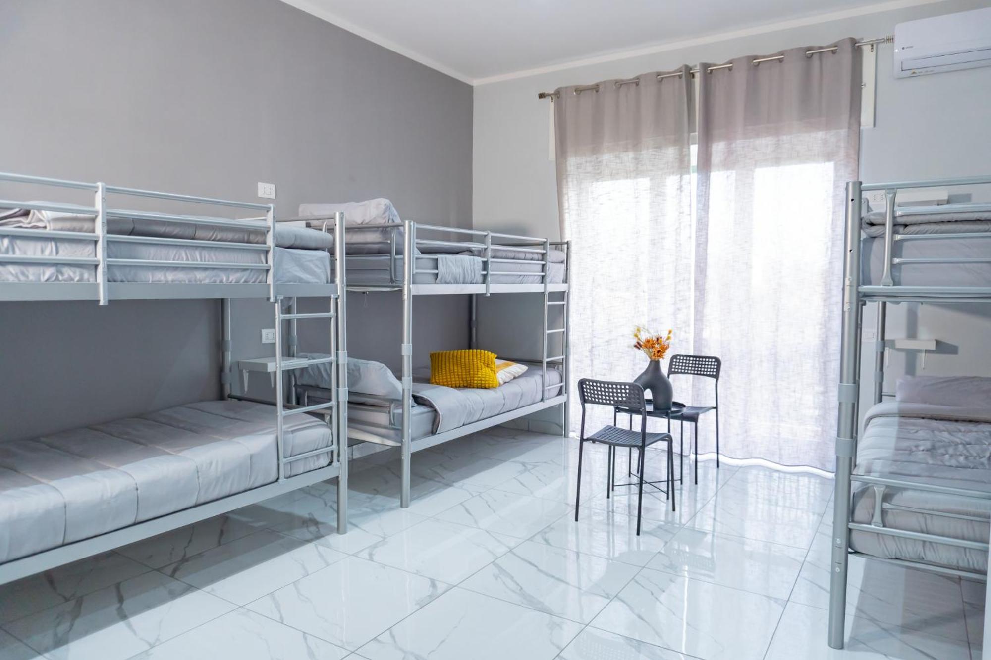 Hostel Partenope Naples Exterior photo