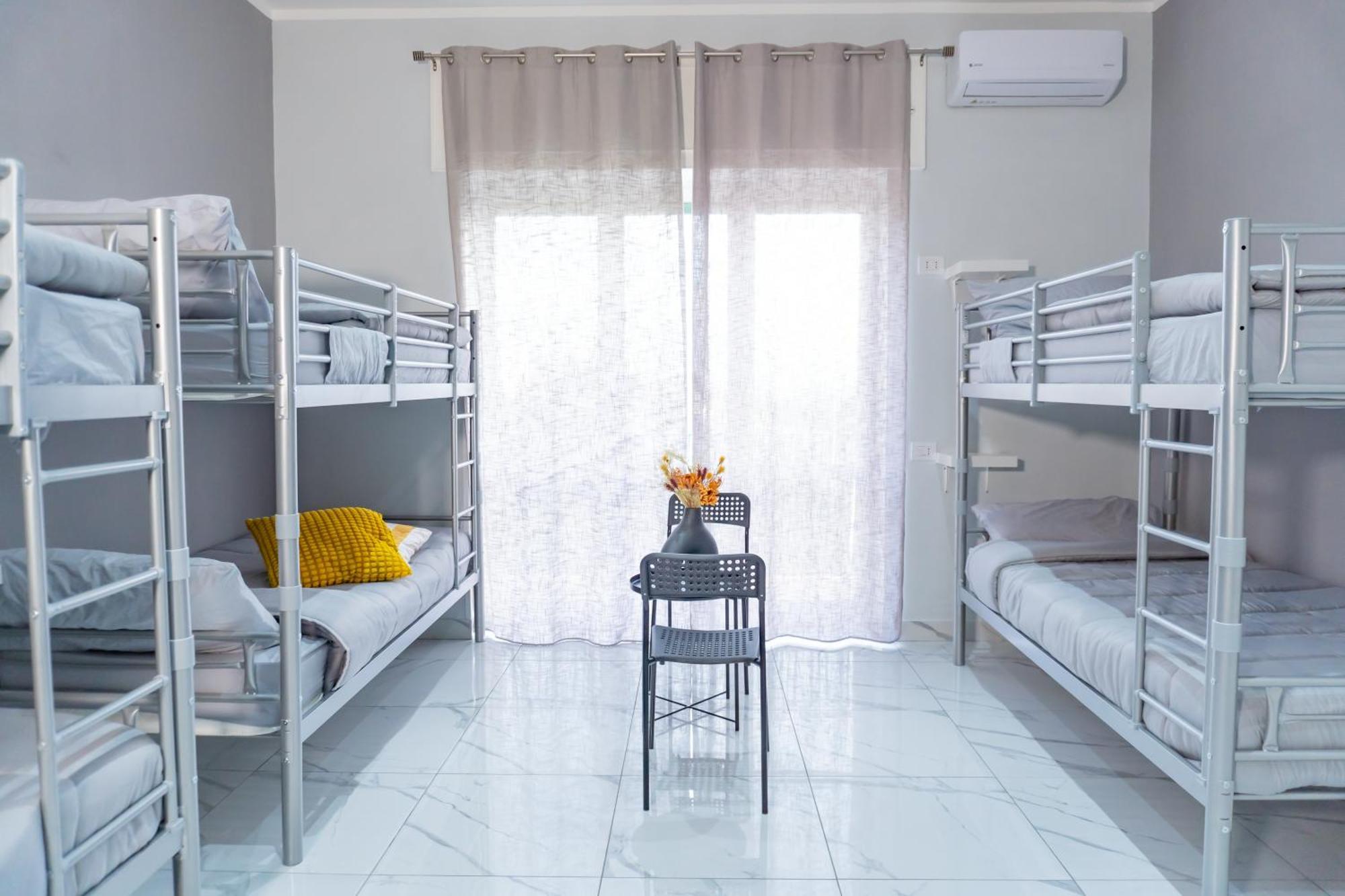 Hostel Partenope Naples Exterior photo